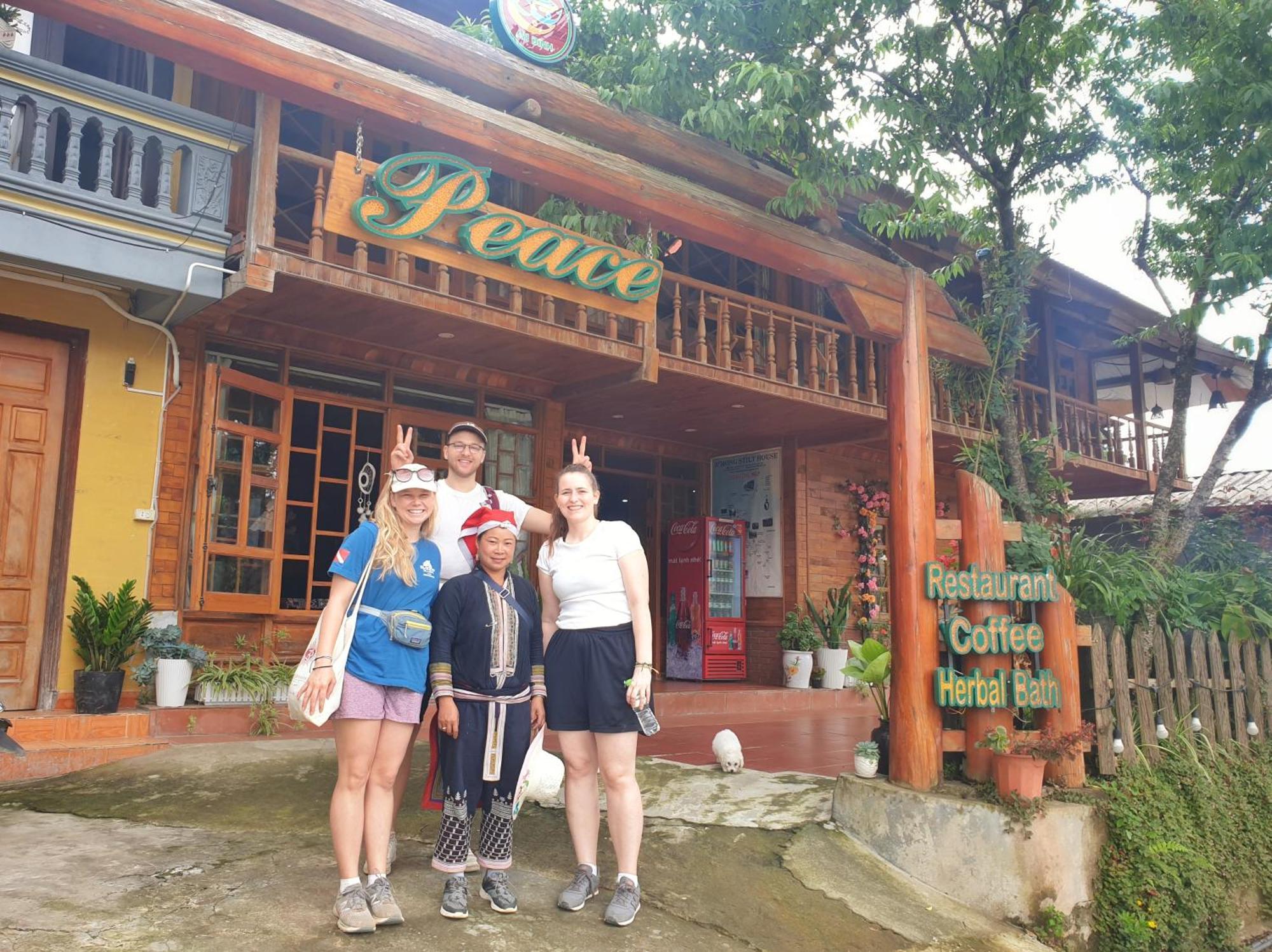 Peace Home Сапа Екстериор снимка